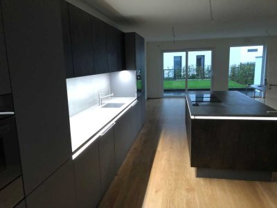 Neuwertiges 5-Zimmer Reihenhaus mit TG in Bilk