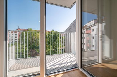 Erstbezug. Sofort verfügbar: Hochwertige Drei-Zimmer-Wohnung mit Balkon – zu mieten in 1170 Wien