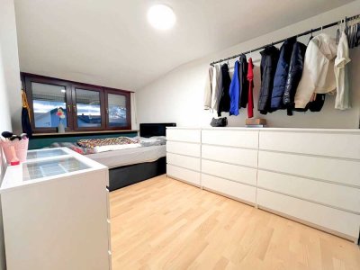 Helle 2-Zimmer-Wohnung mit Balkon, Stellplatz und idealem Grundriss in Nürnberg