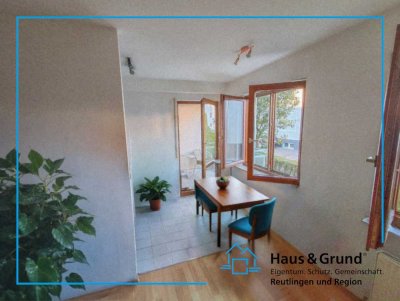 Solide 1,5-Zi.-Whg. mit überdachtem Balkon und Doppelparker