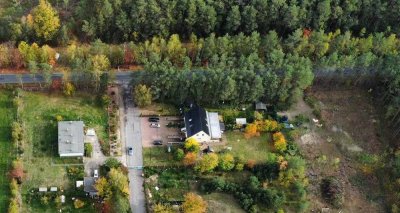 Zwei Immobilien - eine Gelegenheit: Mehrfamilienhaus & Bungalow ruhige Lage bei Dresden / Ortrand