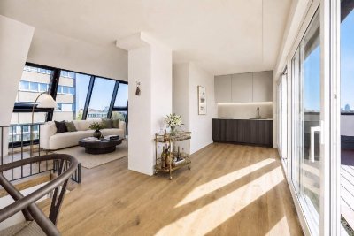 Sommerbonus bis 31. Juli - ERSTBEZUG: Dachmaisonette mit Südterrasse in charmantem Altbau