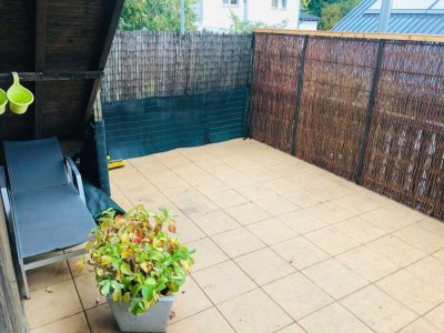 Helle 4 Zimmer Wohnung mit Balkon, ihr Sprung in ein neues Wohngefühl !