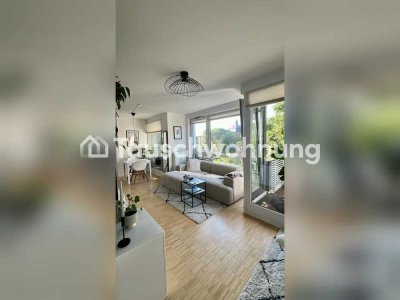 Tauschwohnung: Helle DG-Wohnung mit zwei Balkonen und EBK in ruhiger Lage