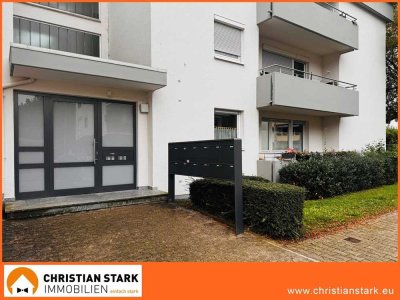 GELEGENHEIT - 2-Zimmer Wohnung, Toprenoviert, mit Einbauküche und PKW-Abstellplatz