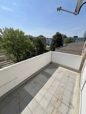 * sonnige Familienwohnung zu sofort frei*