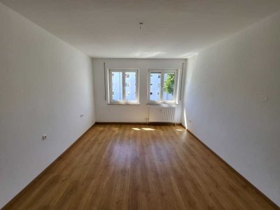 Schöne 1,5-Zimmer-Wohnung mit Wohnküche in Oberhausen zu vermieten