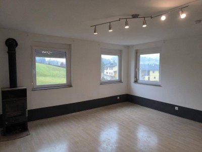 2-Zimmer Wohnung mit Fernblick und Gartennutzung