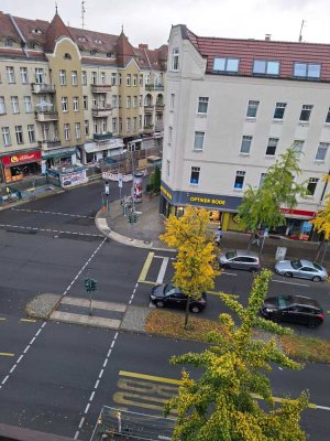 Helle 2-Zimmer Wohnung mit Balkon im 4. OG in Tegel