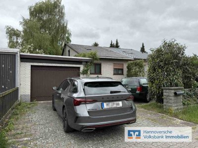 Engensen: Rustikale Doppelhaushälfte in Ortsrandlage