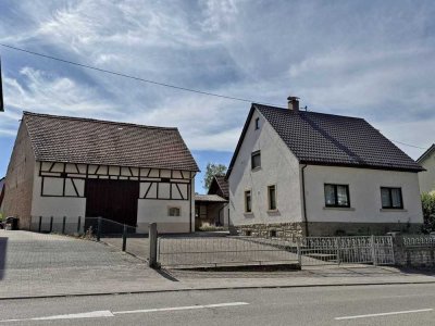 Einfamilienhaus mit Scheune und großem Grundstück im Herzen von Bad Rappenau!