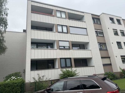 Exklusive 1-Raum-Wohnung mit gehobener Innenausstattung mit Einbauküche in Krefeld-Fischeln
