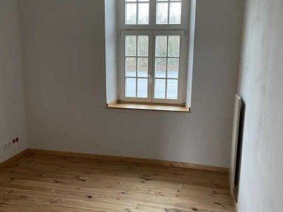 Denkmalschutzobjekt - saniert - 4 Zimmer Wohnung (H13-WE11-E0318)