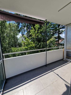 Exklusive, modernisierte 2,5-Zimmer-Wohnung mit EBK in Langen