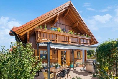 HEINRICHS: Familienparadies in Wang - Tiroler Voll-Holzhaus mit umweltbewusstem Charme