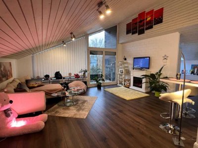 Sehr schöne 1,5-Zimmer Dachgeschosswohnung