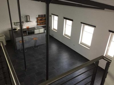 Neuwertige 1.5-Zimmer-Loft-Wohnung mit Einbauküche in Bitburg