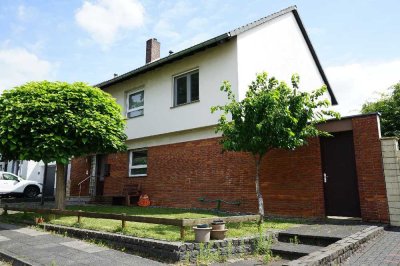 Familienfreundlich,großzügig, freistehend: Architektenhaus in Top Lage von Leverkusen