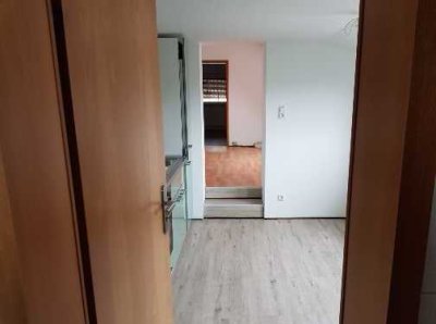 Gepflegte 3-Zimmer Wohnung + Stellplatz in Moers