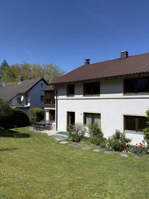 Großzügige 3,5-Zimmer-Wohnung mit Gartennutzung – WG-geeignet