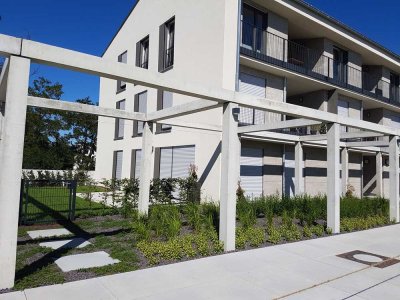 Moderne 3-Zimmer-Neubauwohnung mit Gartenanteil im Hofgut, sehr ruhige Lage, Weststadt