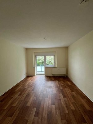 2,5-Zimmer-Wohnung mit Balkon & Einbauküche in Cottbus – Nachmieter zum 01.06.2026 gesucht