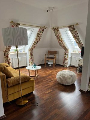 Charmante 2-Zimmer-Dachgeschosswohnung nähe Kiellinie in Kiel Düsternbrook