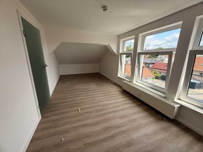 Helle, frisch renovierte 3-Raum-Whg. zu vermieten!