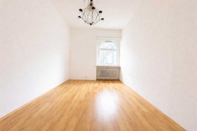 Einziehen statt renovieren – moderne 3 Zimmer mit Stellplatz & sofort frei!