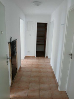Modernisierte 2-Zimmer-Wohnung in Böblingen mit Balkon
