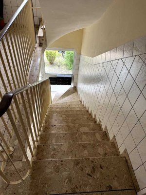 Großzügige 3,5-Zimmer Wohnung mit Balkon und Außenstellplatz *WBS erforderlich*