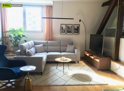 Aussergewöhnliche Loftwohnung im Dachgeschoss für jung gebliebene Künstler, Single, Paare und kleine Familie