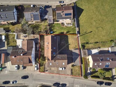 Gemütliche EG-Wohnung mit Garten & Garage