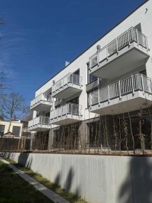 *Neubau-Erstbezug* 2-Zi-Whg. mit großer sonniger Dachterrasse