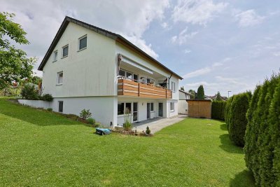 Schöne 3-Zimmer-Ergeschosswohnung mit Sonnenterrasse und Garten