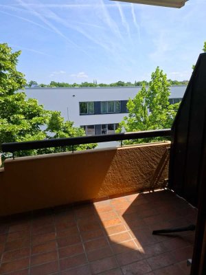 2-Raum-Wohnung mit Balkon in Regensburg-West