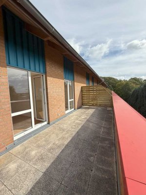 Penthouse Wohnung mit 2 Dachterrassen; 3 Zi, neue EBK, 99m²