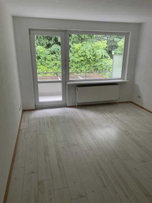 4 Zi. Whg. mit Balkon