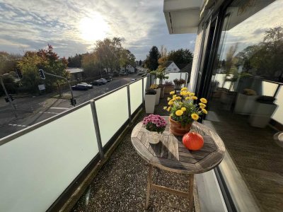 Willkommen in Unterfeldhaus! Traumhafte 3 Zi-ETW mit S-Balkon, EBK, Fußbodenhzg., 2 Bäder & Garage!