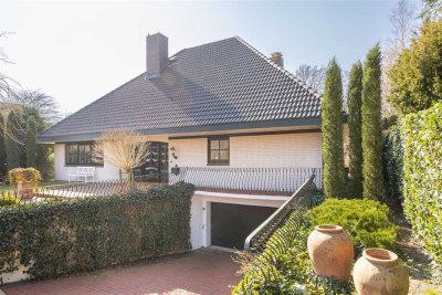 Ein besonderes Zuhause finden – herrschaftliche Villa auf
parkähnlichem Grundstück