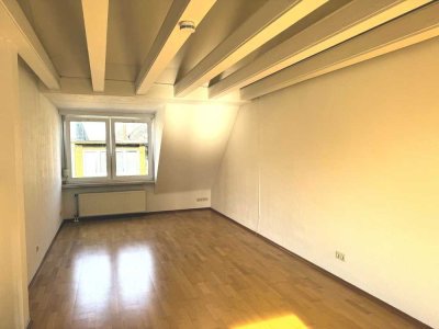 Außergewöhnliche DG-Wohnung mitten in der City