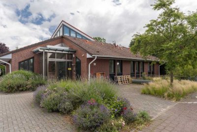 Erstbezug nach Sanierung! 3-Zi-Wohnung mit Terrasse und Stellplatz!