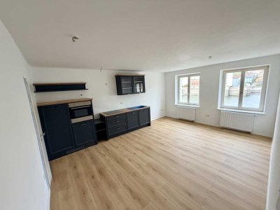 Passauer Ortspitze helle, frisch renovierte Altstadtwohnung mit Donaublick in bester Lage