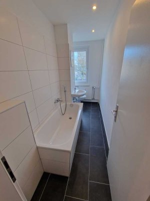 2 Zimmer Wohnung mit Balkon in Neubrandenburg