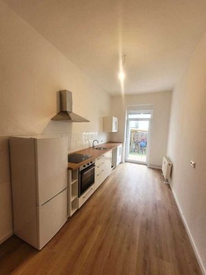 *Ihre Suche hat ein Ende* 2-Zimmer-Wohnung mit Terrasse + Einbauküche + großes Tageslichtbad !!!