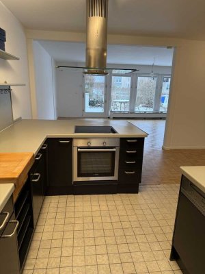 Erdgeschosswohnung mit Südgarten im Mehrgenerationen geeignetem 2-Familienhaus in Nikolassee