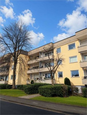 Erstbezug nach Sanierung - moderne 2-Zimmer-Wohnung mit Außenstellplatz in bester Lage