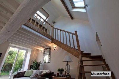 Villa der Extraklasse mit Wellness, Poolhaus und Entertainment