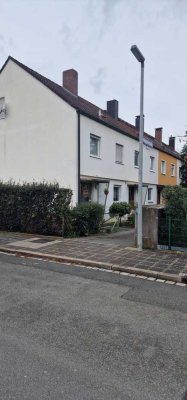 Günstiges 5-Raum-Reihenhaus in Nürnberg Eibach
