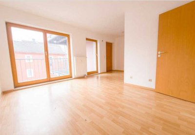 Charmante 2-Zimmer-Wohnung im 2. OG mit großer Terrasse in Jena-Wenigenjena
